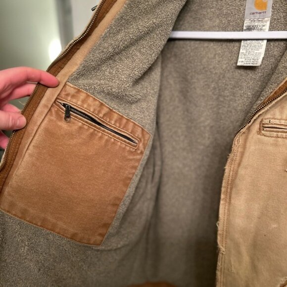 Distressed Hooded Carhart Lined Sherpa Work Jacket - Picture 5 of 12